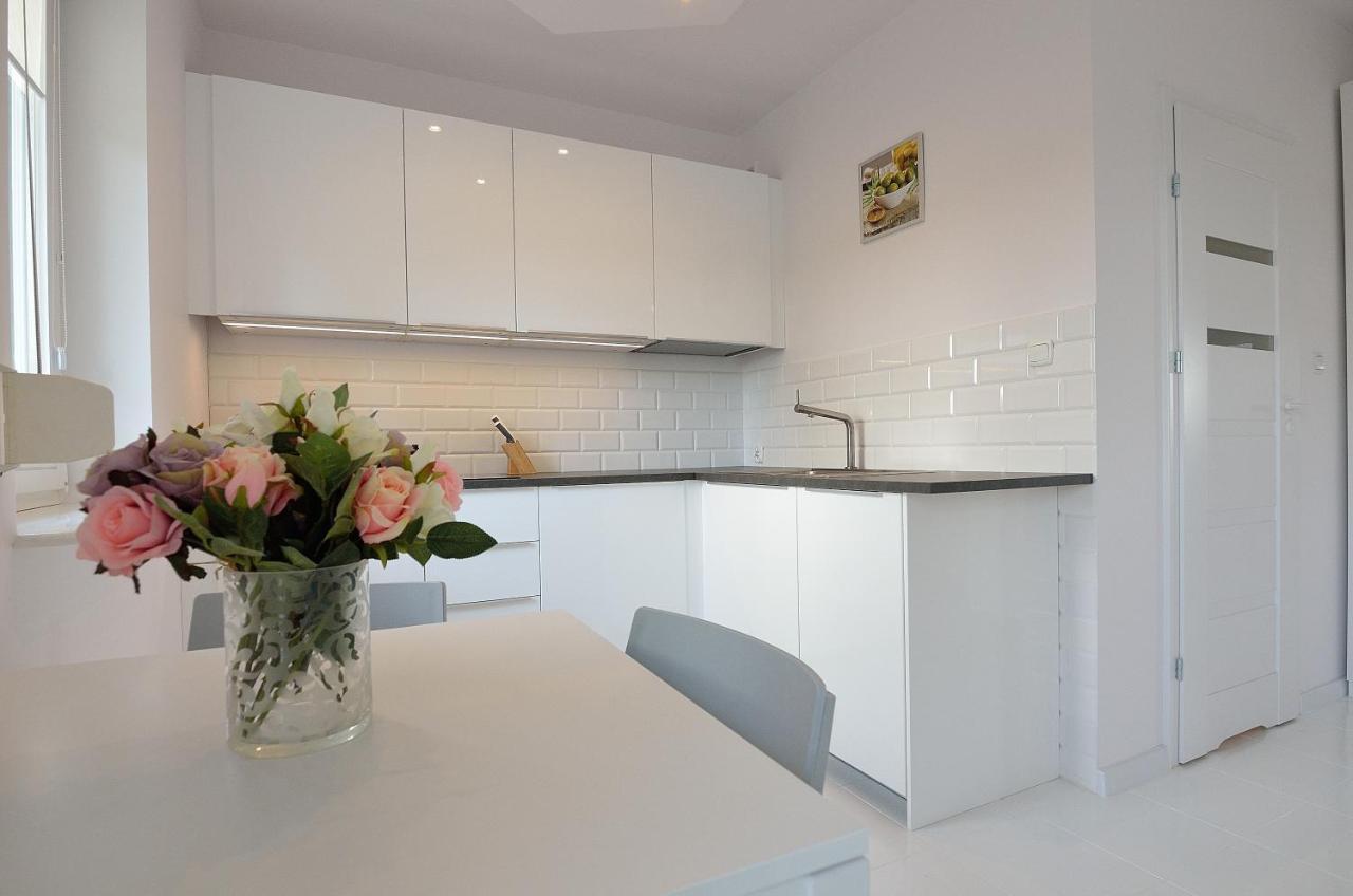Victus Apartamenty, Apartament White Positano โซพอต ภายนอก รูปภาพ